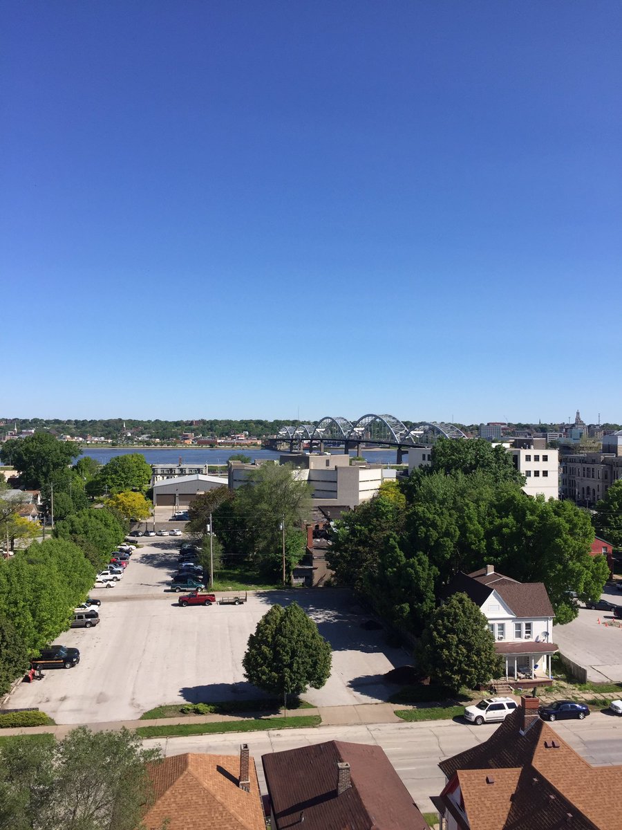 IAFF26's tweet image. Sometimes our job has a nice view! 100' up