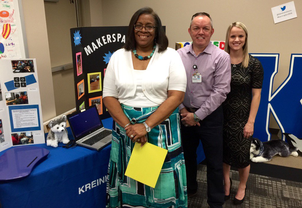 KCHSLibrary's tweet photo. @KreinhopKISD @charlawilson7 @KleinTransforms #learningfair2016 https://t.co/46jXuftmc2