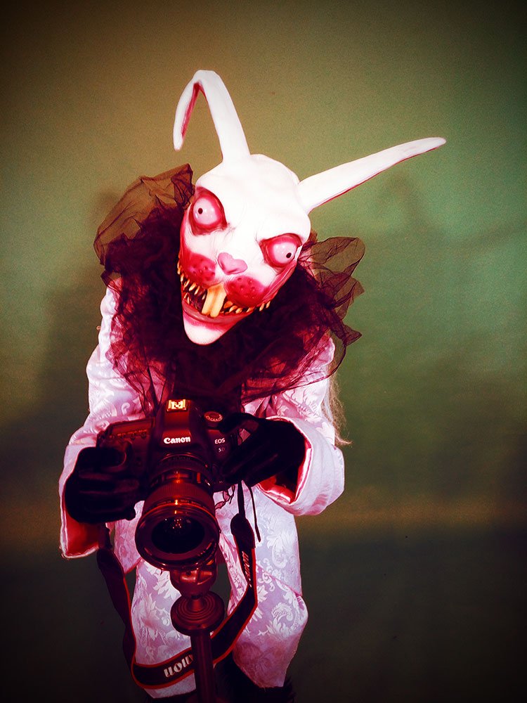 BurlesqueCircus's tweet photo. Die Donnerwetters meet V-tox.....don't miss the live visuals this Saturday:
 https://t.co/JJl5RzUeOR https://t.co/UzuVL338Wl