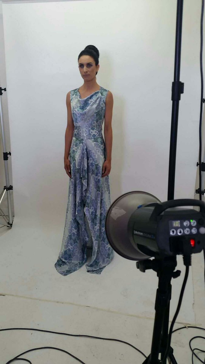 be_you_tiful15's tweet photo. Behind the scenes shooting with @jrothwelldesign last month😊👗📷!!!#fashion #irishdesigner #photoshoot #modelwork https://t.co/8wdauDSdnZ