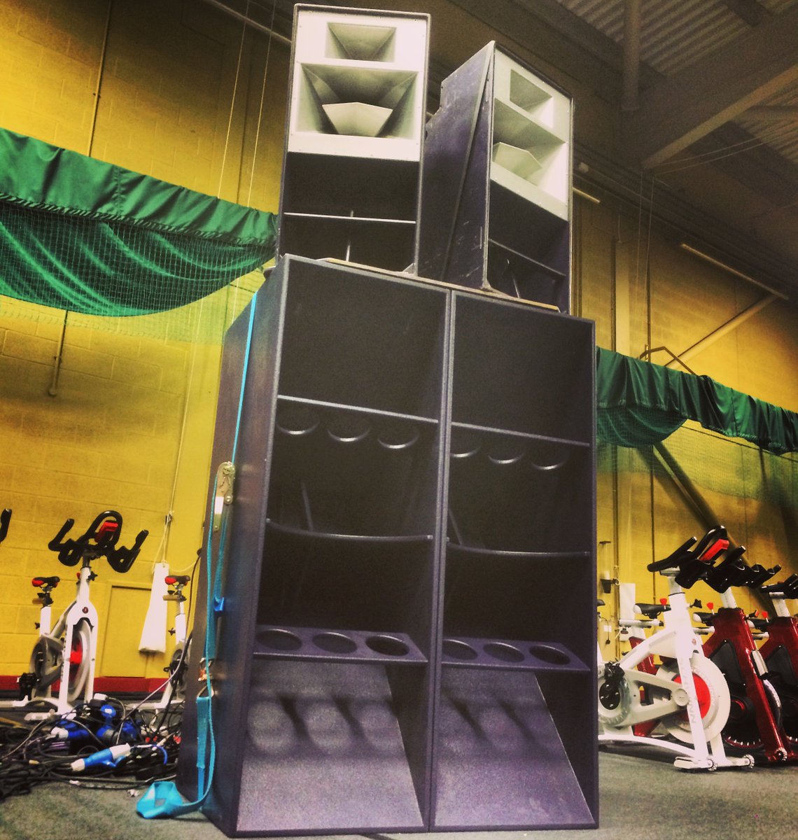 Bassline_Pro's tweet photo. We really enjoyed working with @RaveAndRide using some @funktionone to keep everyone going. #Supportthetechno #Music https://t.co/Sd0JvzlCuX
