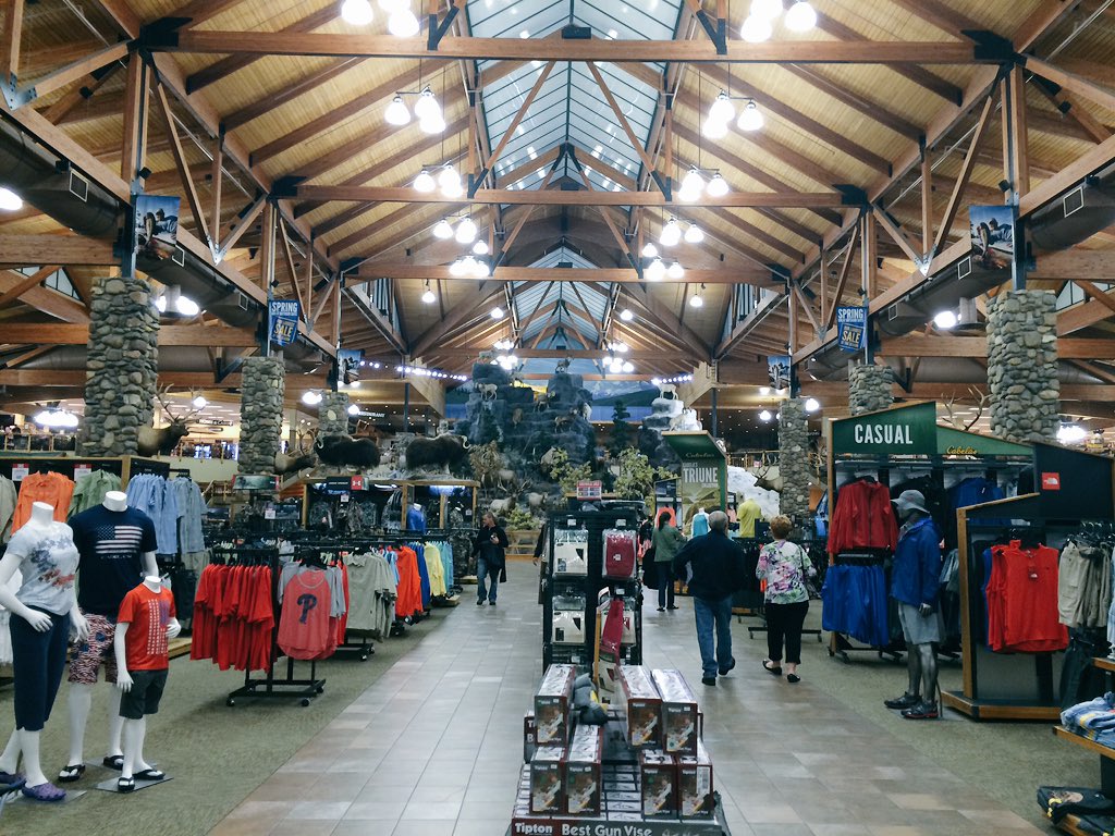 SnapOutdoors's tweet image. The most awesome outdoors retail we've been to @Cabelas