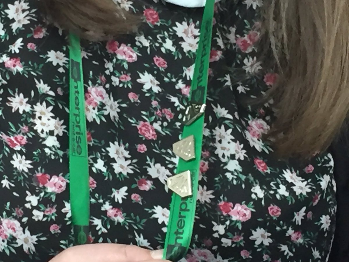 Northeast_vr's tweet photo. My favourite kind of Etool being worn with 3 esqi badges !@JaneneScurfiel1 @ThomasChesterm2 #U4F7 #VR @ERACDereham https://t.co/fuOfB4ptXt