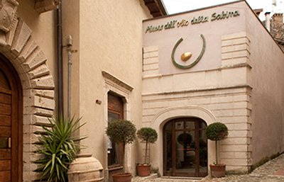 GuaraldiLAB's tweet image. #MuseumDay  il mio preferito: #Museo dell&apos;olio della Sabina @Libreriamo @RegioneLazio @Cultural_Lazio