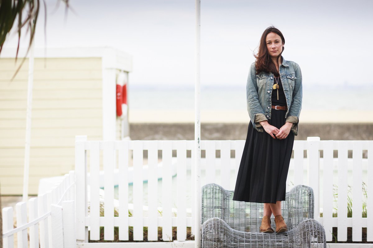 See how this #artist was inspired by her childhood on the #IsleofWight: bit.ly/1Xmjddi