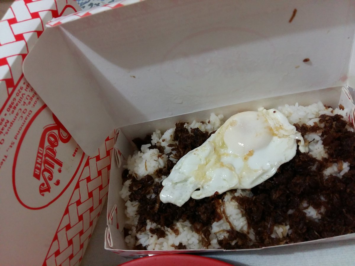auralmime's tweet photo. Gown viewing in less than a month. I must #diet #tomorrow. Because who can diet with this? #Rodics #Weddingpreps https://t.co/BaZJCo0aai
