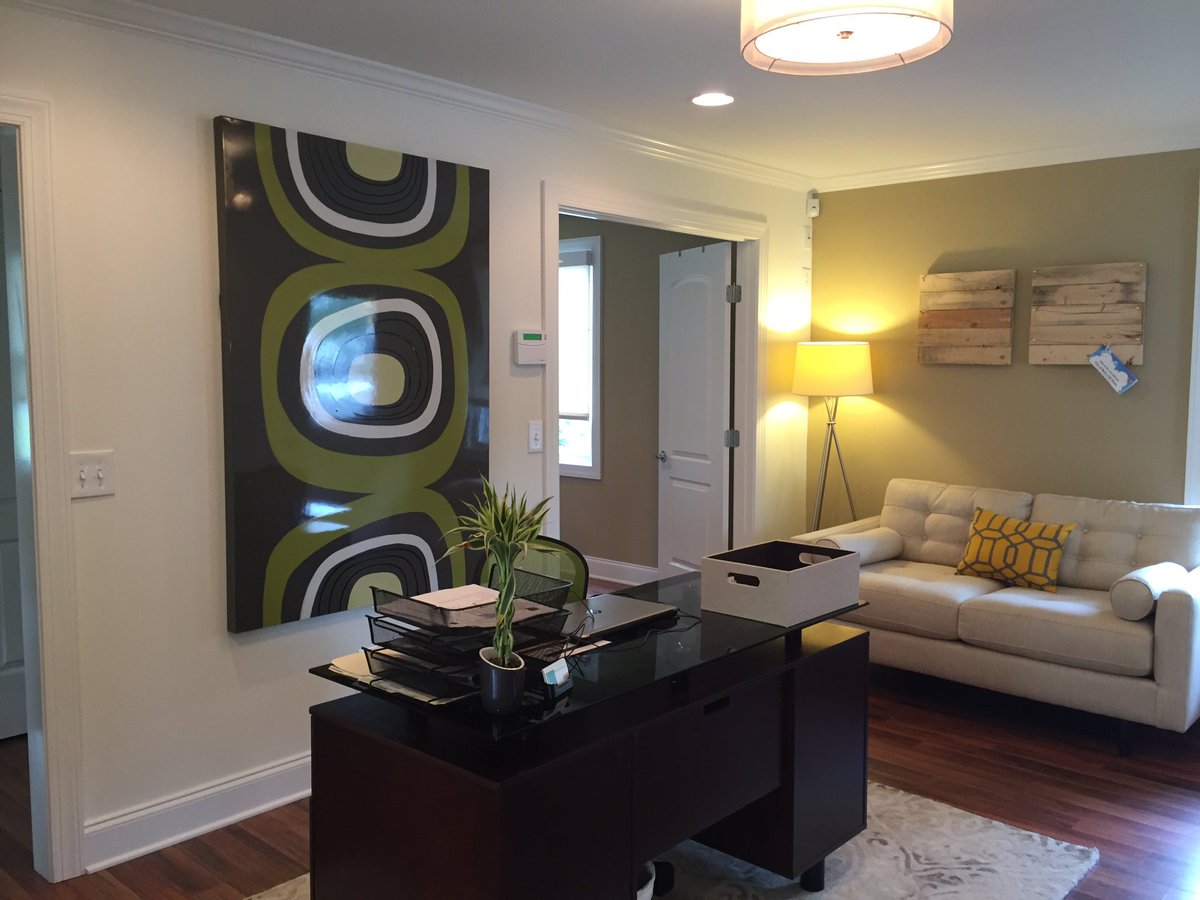 Collaborate tweet media