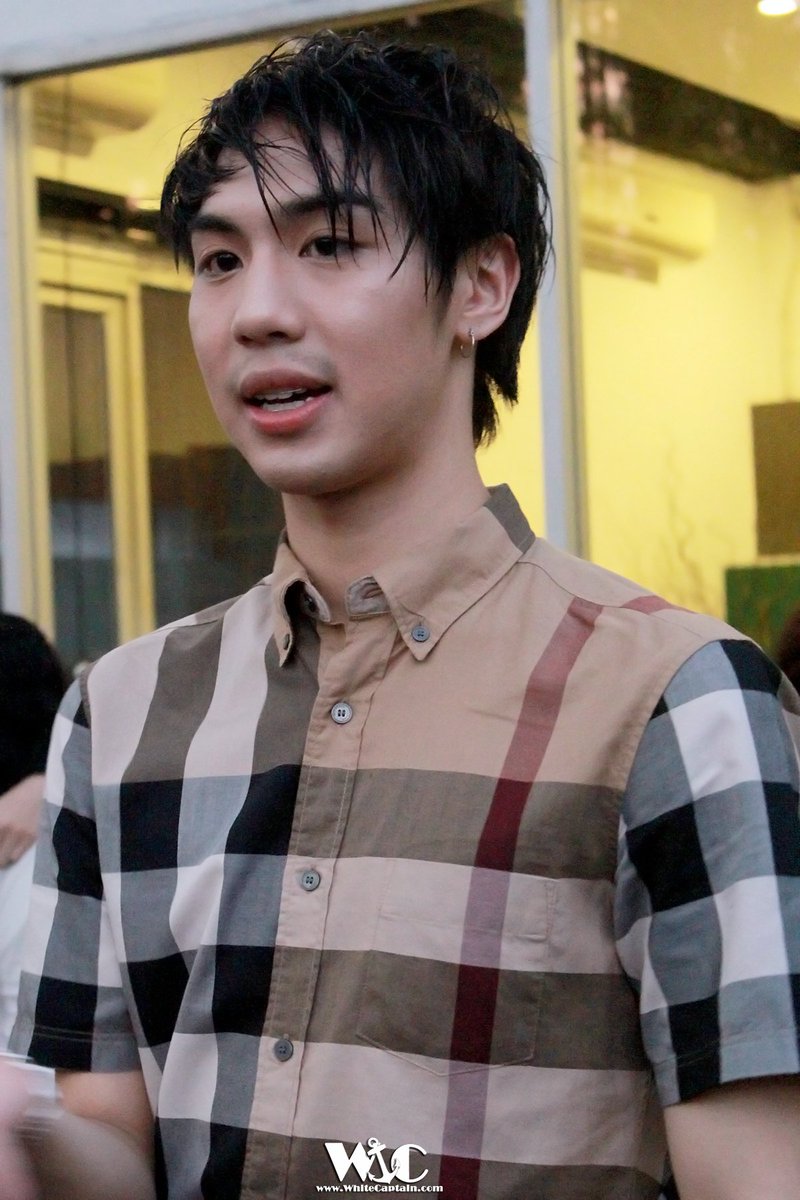WhiteCaptainCOM's tweet photo. วันเวลาอาจเปลี่ยน แต่ความรักที่มีให้ไวท์ไม่เคยเปลี่ยน ฮิ้วววววว #เต๊าะพะไวท์ #whitewo @n_whitewo https://t.co/lEIpjCDXok
