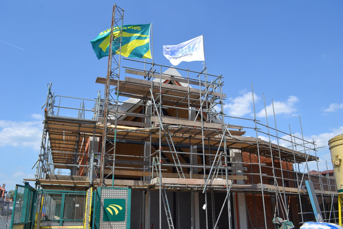 Hoogste punt nieuwbouw Keizersdijk te Raamsdonksveer bereikt!
Lees het hele bericht op: ow.ly/493e300k7IJ
