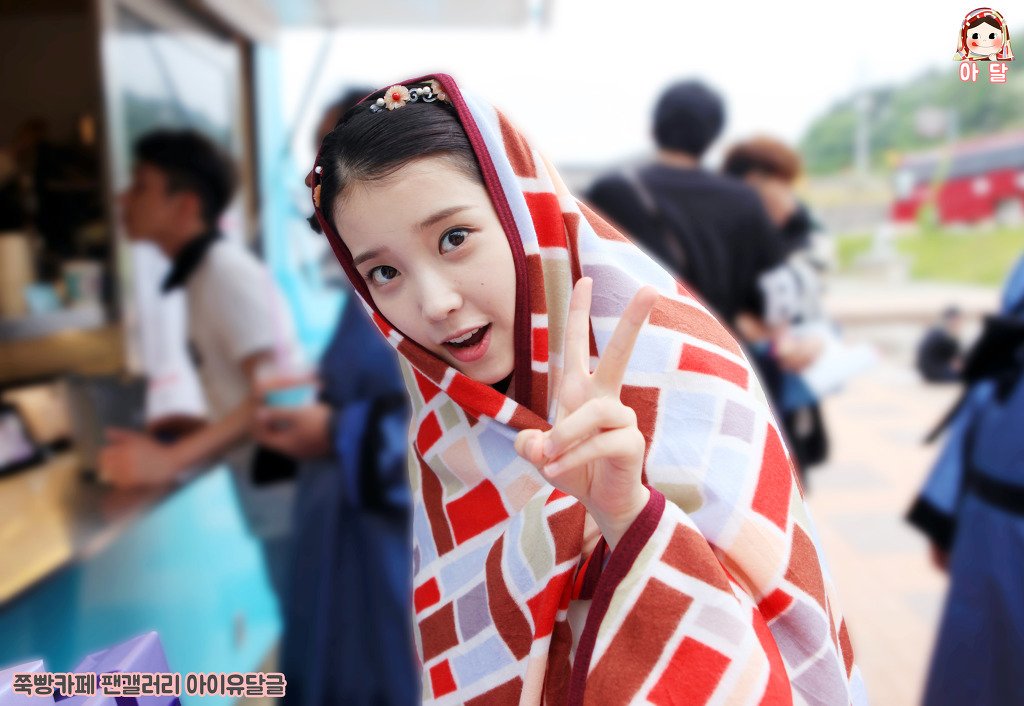 iu_dalgeul's tweet photo. < 160515 아달 서포트 현장 아이유 27장 >

10장 https://t.co/nAJsjtiqiQ
8장 https://t.co/BMZOQQXikR
9장 https://t.co/sb6BOSOPEJ https://t.co/cWofP0akYM