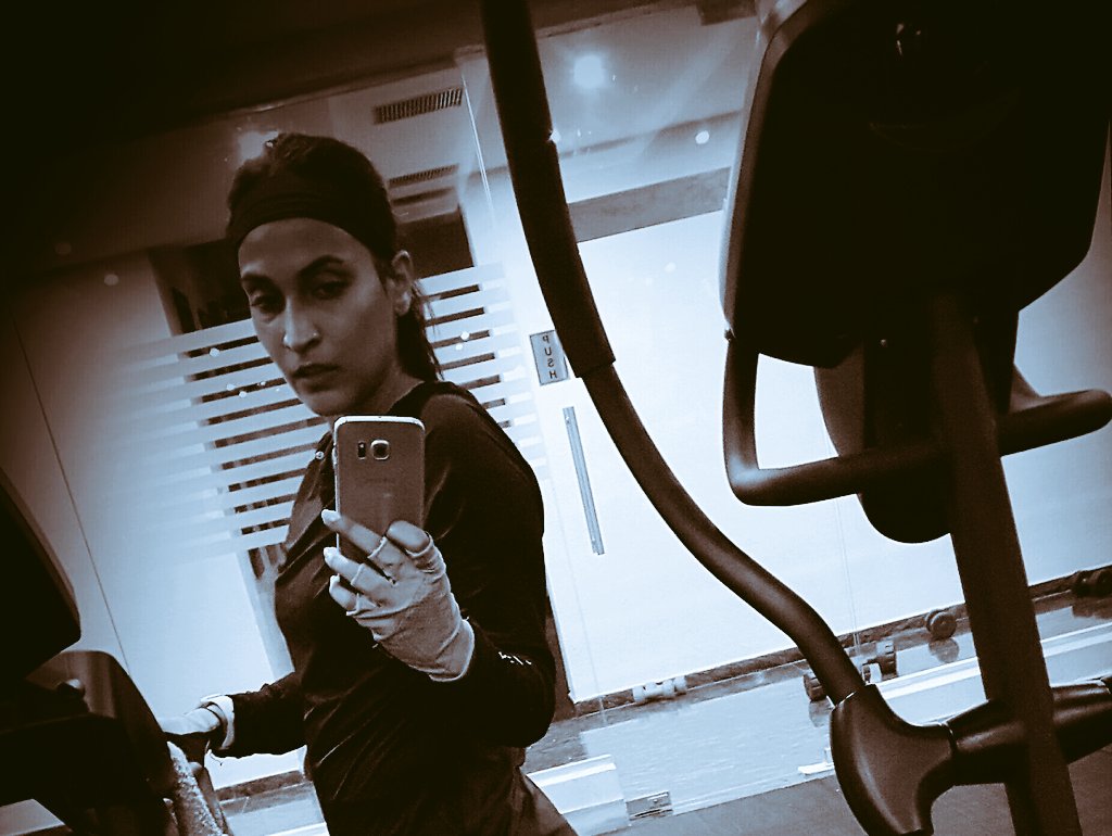 "@ash_r_dhanush: Sunshine or rain 🌞🌧🌦
You got to train👟😓
#nopainnogain  
#Workouts  #WednesdayWisdom 😉😌😜 "
