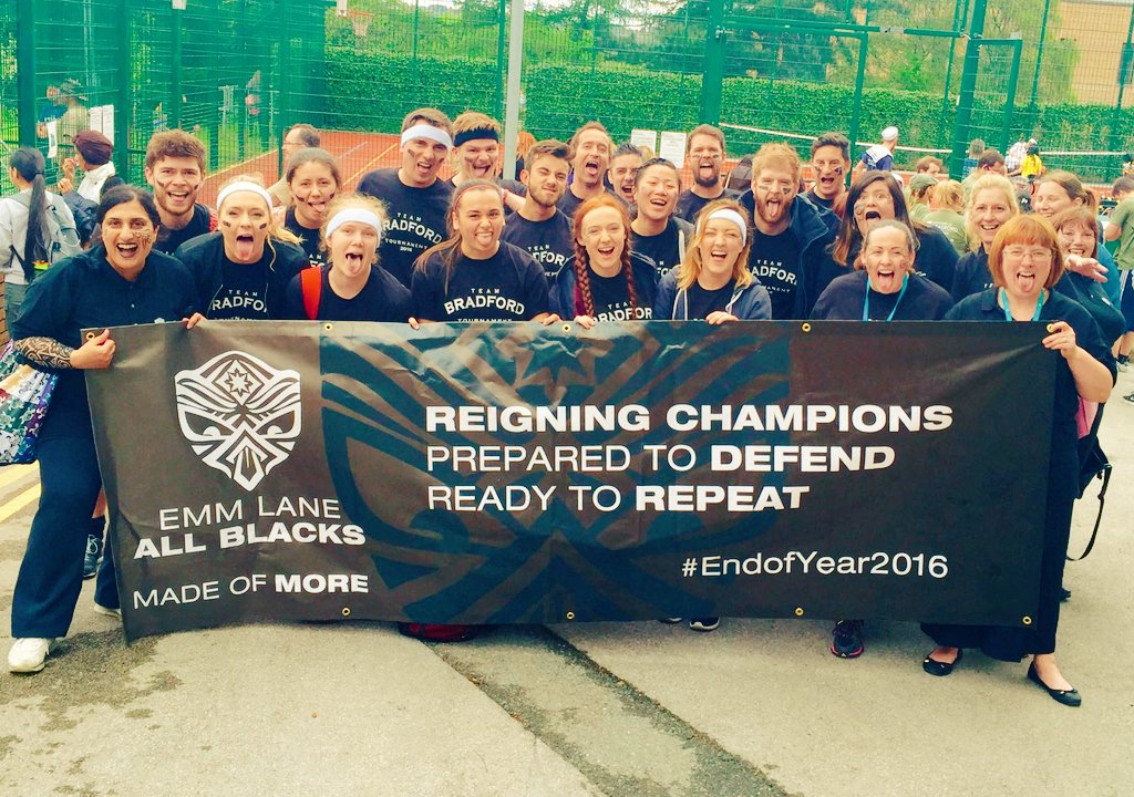 BradAllBlacks's tweet photo. #teamblack doing the haka shout! @UniofBradford #EndOfYear2016 https://t.co/HfEQG3aqoB