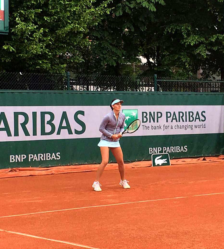 JovanaJovic93's tweet photo. Tough to lose but I still ❤ you @rolandgarros https://t.co/1E1cwcLJyc