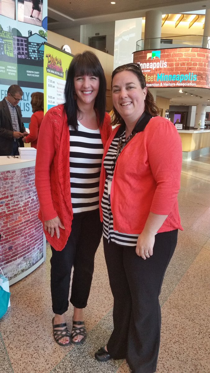 cm_larson's tweet photo. I found a matching friend at #MSAEStreets  today! https://t.co/q7H8kysae1