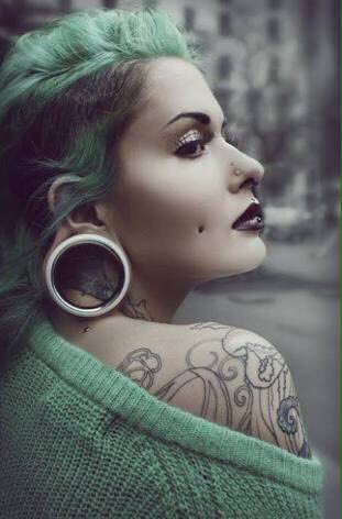 bodymodding's tweet image. 💚#bodymod #tattoo