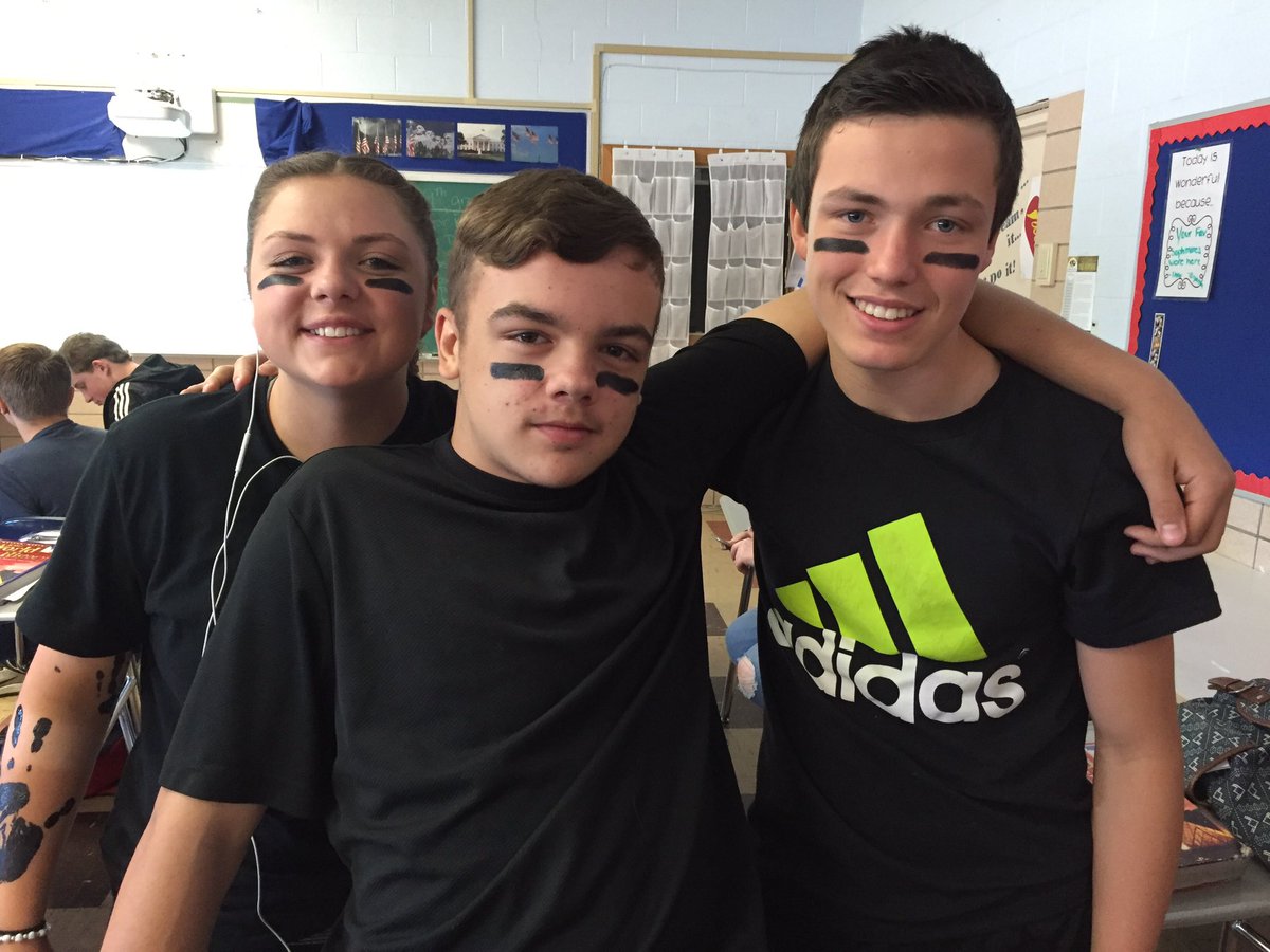 CFHS_Health_Den's tweet photo. @CFHSPals Health and Wellness is ready to dominate the den Olympics! https://t.co/7D3UTTryWt