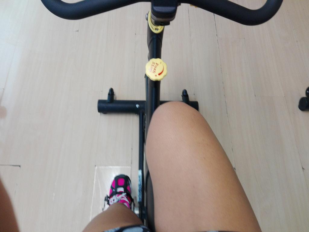 KarlaKvera's tweet photo. 💪💪💪💪 Routine :3 😘✌ https://t.co/zZrVU4N1a5