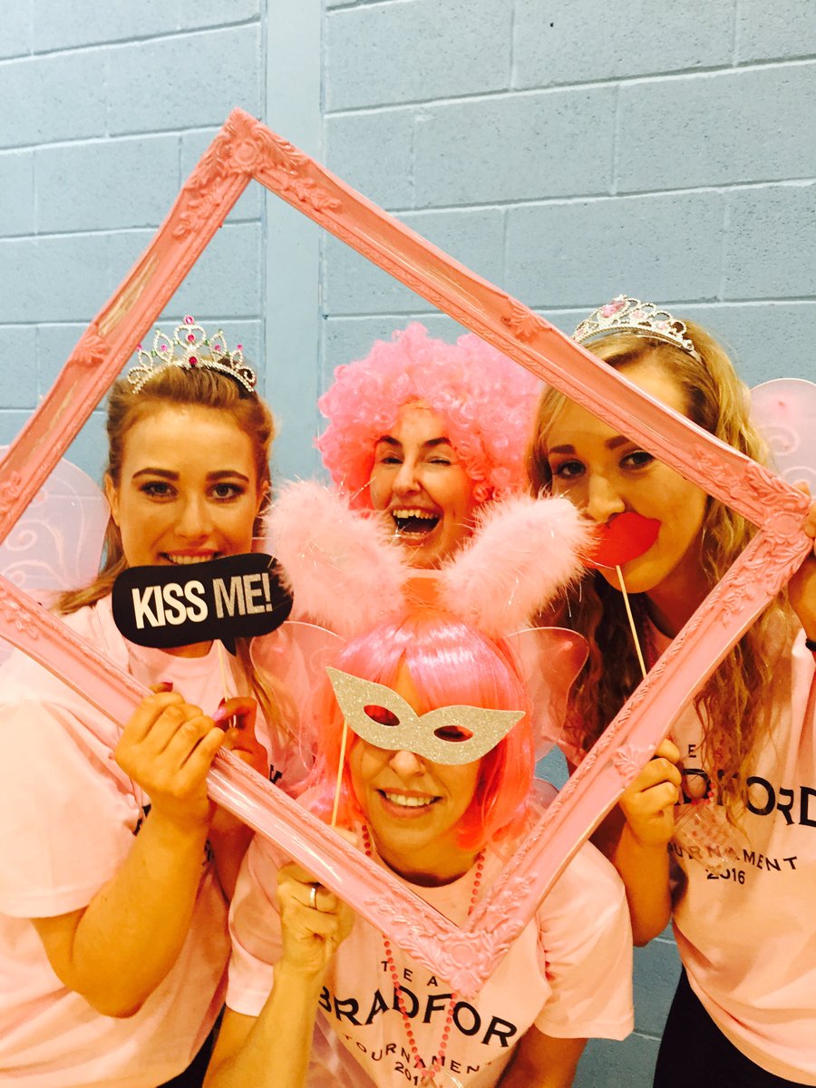 hlhague3's tweet photo. Team photos @UoBTeamPalePink #endofyearcelebration2016 https://t.co/opBQjdzM4S