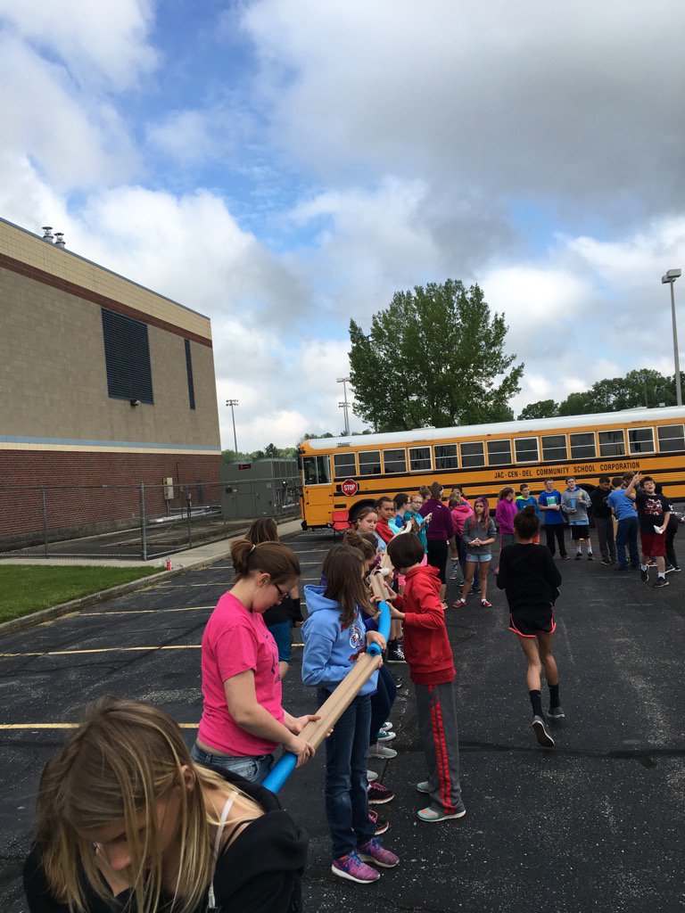 JCDbaldeagle's tweet photo. More cooperation on field day #jcde #jcdsixthgrade @MrConoverJCD @lcomerjcd https://t.co/etiHNCJNMk
