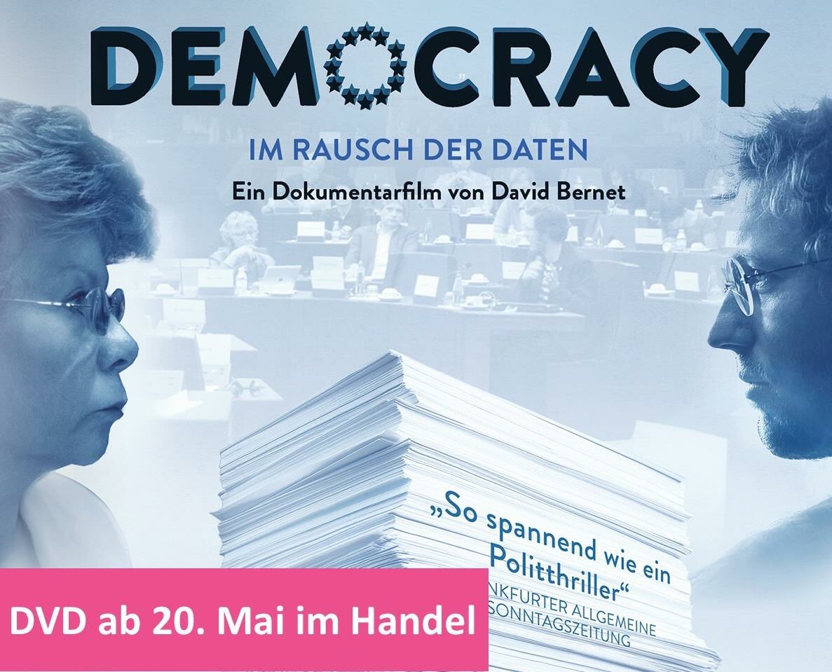 JanAlbrecht's tweet photo. Diesen Freitag erscheint der @DemocracyFilm auf DVD &amp; Bluray: Ich verlose 50 DVDs! Mach mit: https://t.co/2iJxDaeB5M https://t.co/PQk5ZY399S