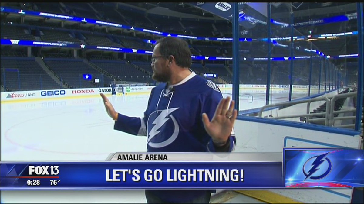 FOX13News's tweet photo. WATCH: @Benbishop30 skates out during @CharleyBelcher's live report: https://t.co/YpQ2naYLnb #BishBomb https://t.co/unXOefnTis
