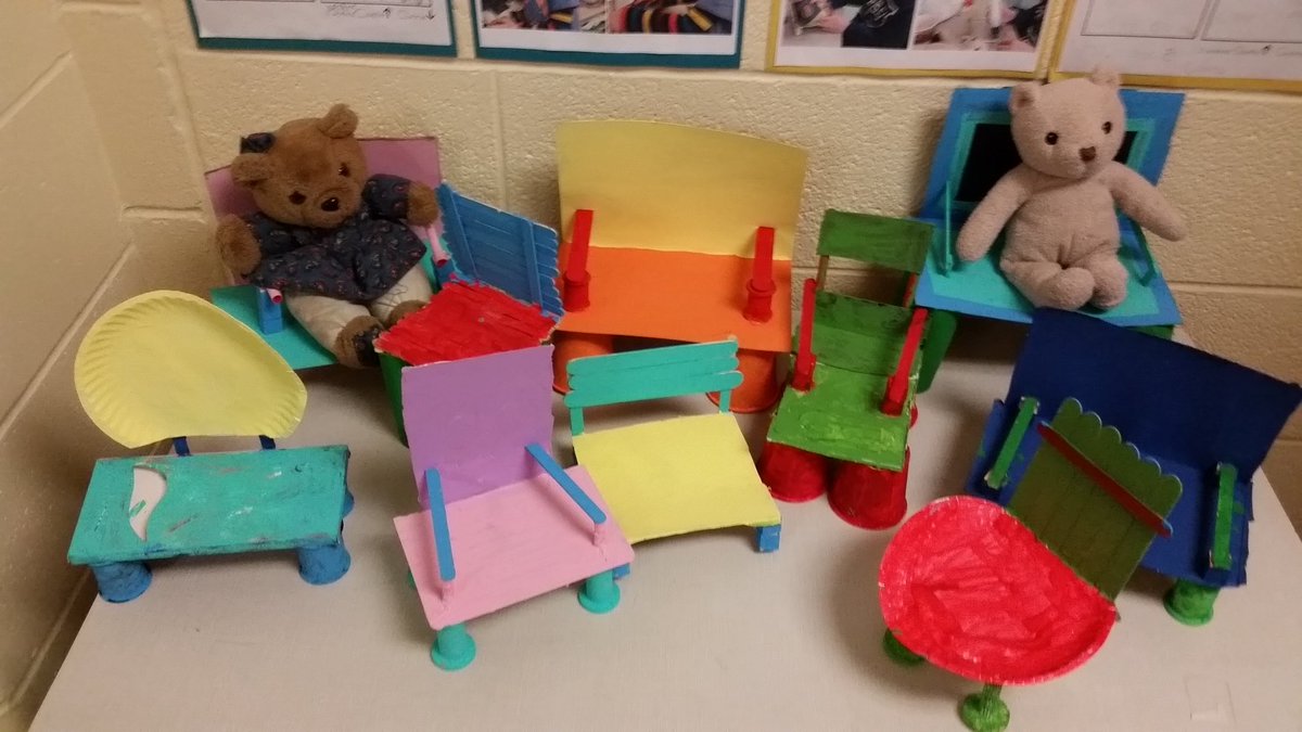 HStemtastic's tweet photo. #StanleyPS FDK ss helping little bear by designing and making a chair. @TDSB_STEM #empathy #kindness #helpingfriends https://t.co/Ed8XbmQLZ4