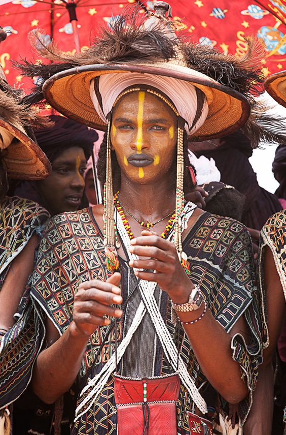 SkylineTravelMi's tweet photo. Africa | Wodaabe man. Gerewol festival, Niger | #world #cultures @africaverablog @africatvl @visitafrika https://t.co/nmH5Ac25Um