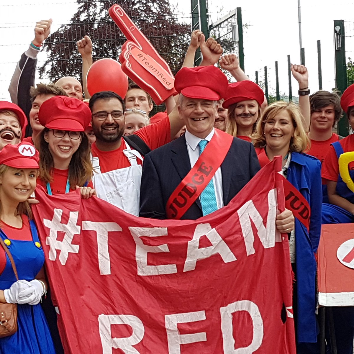 TeamRedUOB's tweet photo. It's official the VC and Director of HR are supporting #teamred  #EndOfYear2016 @UniofBradford https://t.co/rTZP0jinzF