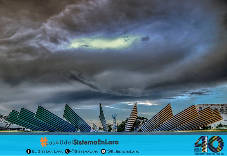 SistemaLara's tweet image. Nuestro logo aniversario está inspirado en uno de los lugares emblemáticos del estado Lara #ElMonumentoalSolNaciente