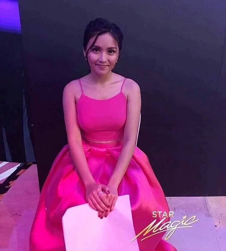KathNielVibes's tweet photo. P R E T T Y 💗😘© https://t.co/to8vqQCBI3