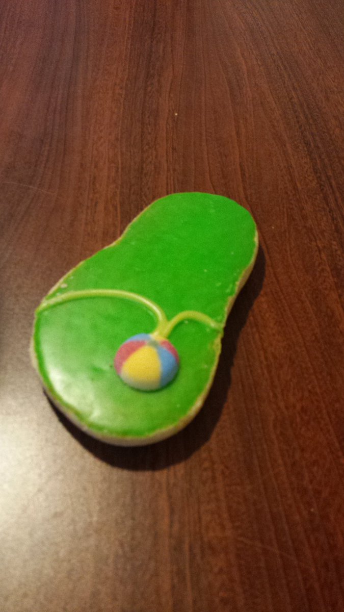 Garzilla97's tweet photo. It's a Sandal Cookie!! #onlyatpanera https://t.co/bwmL2SMr2z