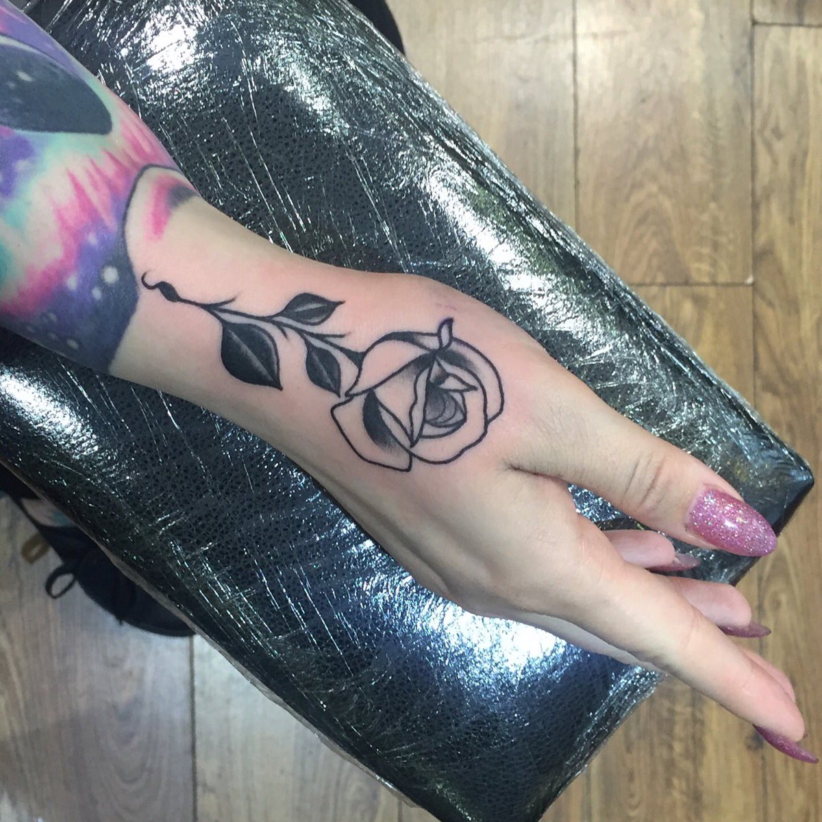Black Market Tattoos on Twitter: "Simple One by Alex #tattoos #rosetattoo #blackandgreytattoos #handtattoo #blackmarkettattoo #Leicester https://t.co/a7Xre0cIbp" / Twitter