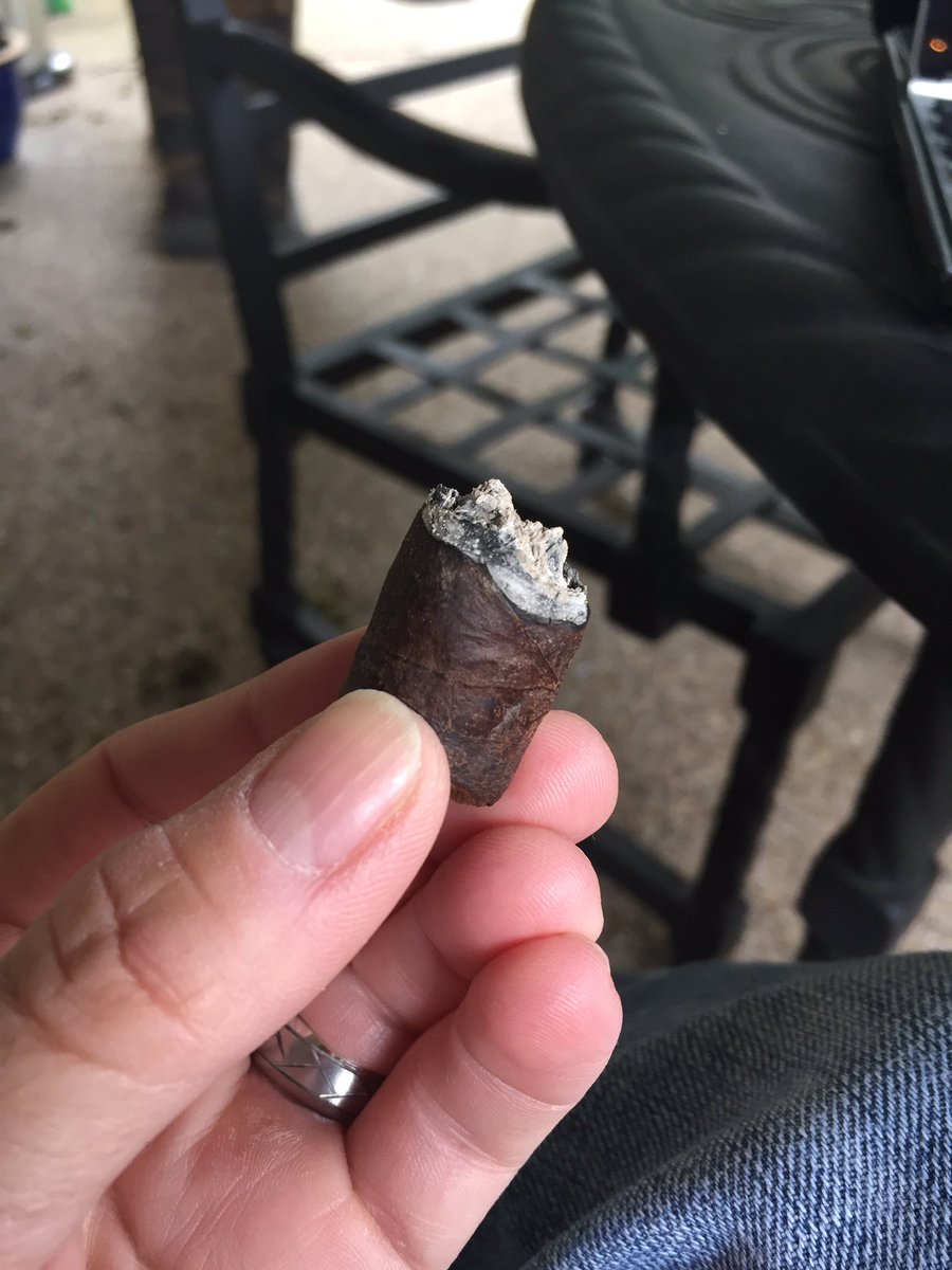 DistinctiveAsh's tweet image. #fuenteanejo still smoking great at less than an inch left...WOW!