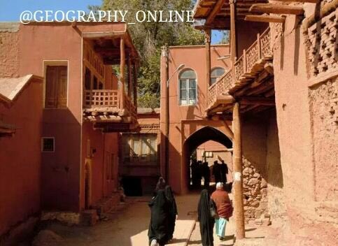ssanazzz's tweet photo. #Iran #abianeh #TimeToVisitIran #travel #architecture #travelblogger https://t.co/fiu2VewsP7