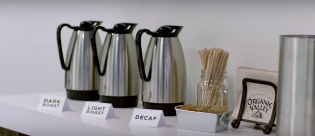 TheDrum's tweet image. Organic Valley flips coffee (and NYC) culture on its ear goo.gl/PUKgXM