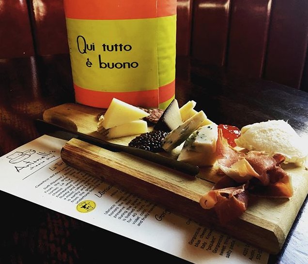 BurnAustin's tweet photo. @AntonellisCHZ is the best #humpday pick-me-up! https://t.co/F7stUtSC2x