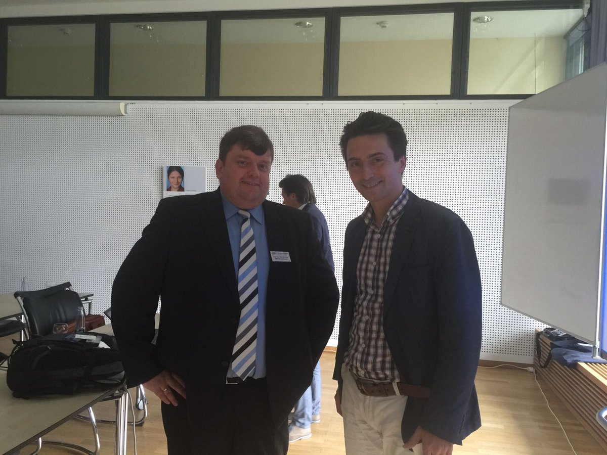 AMgrade's tweet image. Daten gut untergebracht? Super Vortrag über hybride Cloud-Strategie gab es als Vortrag aus #ItStadt Koblenz