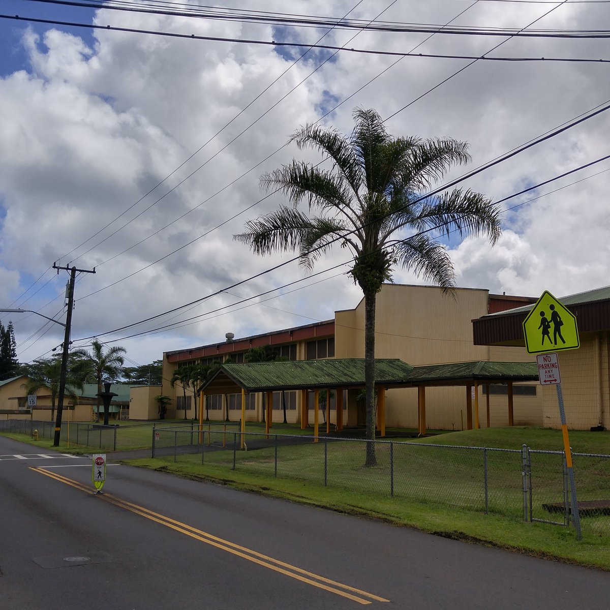 CASKeone's tweet photo. Pahoa High School is ready for graduation.  Its been a funky year, but so proud of the commitment. @HIDOE808 #KKP https://t.co/9B4HPCCZJj