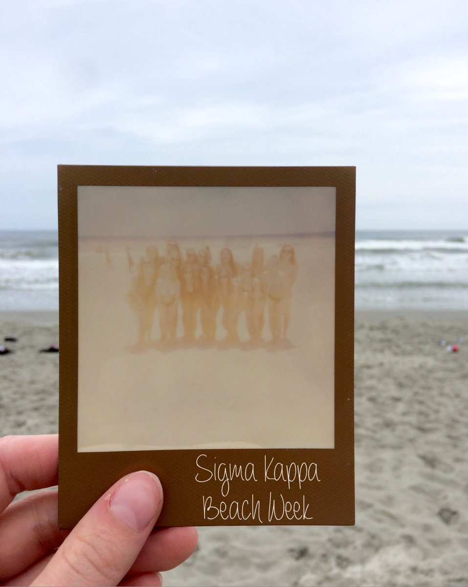SigKapThetaZeta's tweet photo. The best way to celebrate summer is a beach trip with sisters! https://t.co/t6oDS5c3bH