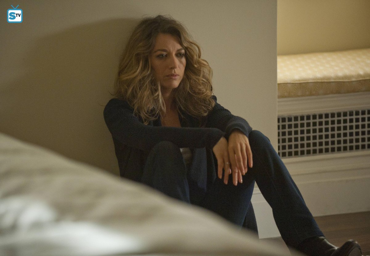 amypeck2011's tweet photo. #missthefollowing #1yearon #savethefollowing #TheFollowingForever https://t.co/a5TkOqnpWs