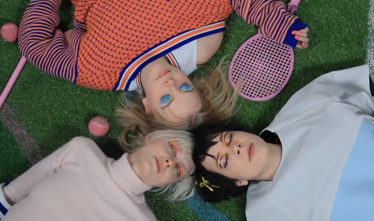 MyOldKYBlog's tweet photo. We are listening to @DreamWifeMusic debut EP a lot as of late. Watch their video for "Kids." https://t.co/XujbAb3JGF https://t.co/95kJmb1IoG