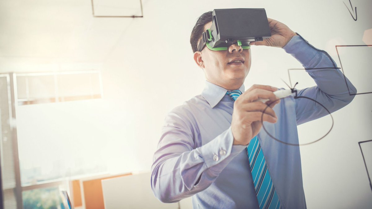 lionmaxmedia's tweet photo. Can virtual reality save #digital #advertising from itself? Companies are betting on it. https://t.co/F93FgmCZcA https://t.co/eQtNUdSgN3