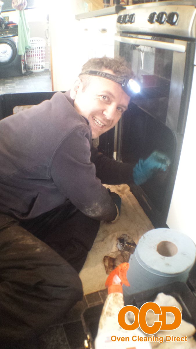 OvenCleanDirect's tweet photo. We are cleaning ovens in #Polegate on the 10th of June, I can fit you in from 11 am, last few spaces 01903 763777 https://t.co/iNcxYWaeBD