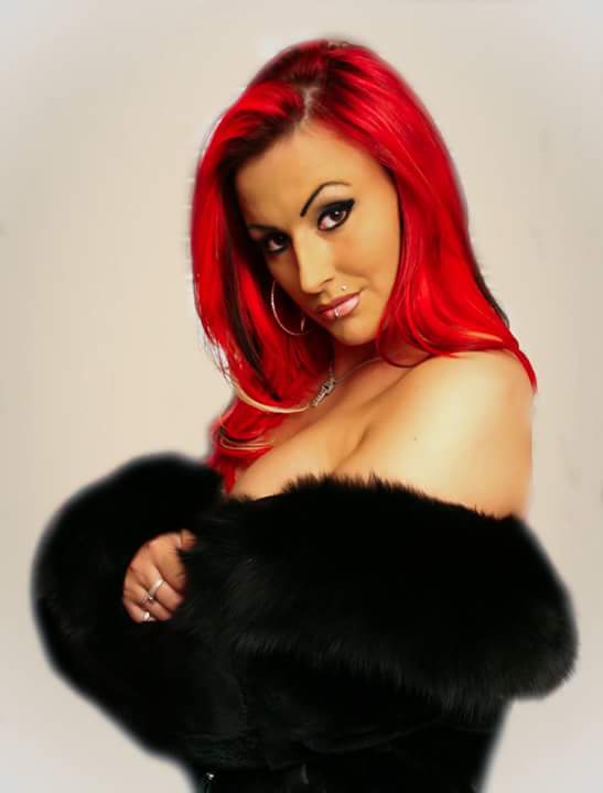 kkmvsm's tweet photo. #Rednessday @Plumplips44 @ShybbwHotbaby @carolshade @Dirty_n_Flirty @coral_settee @NaughtyGal1990 @Sub_liminal_ https://t.co/X7CihXvblI