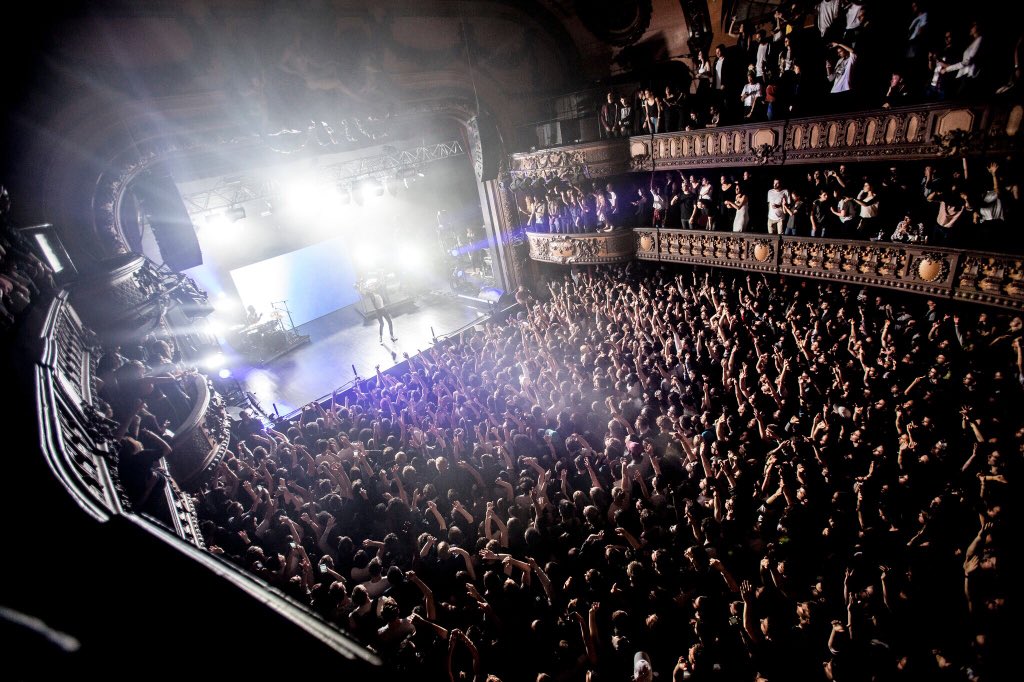 G_Eazy's tweet photo. Paris was a movie last night, can't explain how thankful I am https://t.co/vsh6jRa4Tn