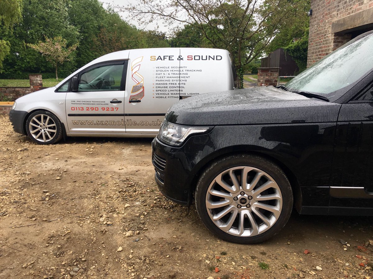 SASVehicles's tweet image. Range Rover in York now with protection via Global Telemetrics tracking. sasmobile.co.uk/view-product/S…