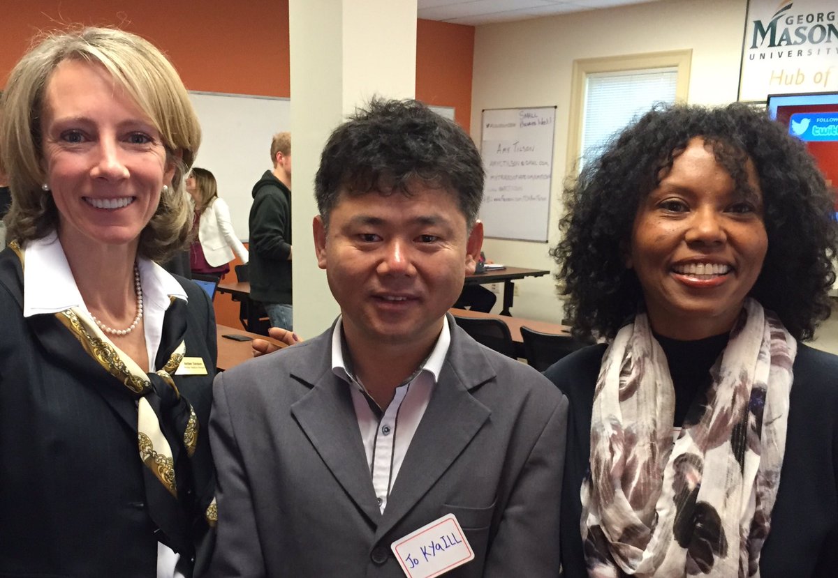 AmberDavisonDC's tweet photo. Honored to meet Jo Kya Ill from Loudoun County's Sister City Goyang. Another great #LoudounSBW event! @LoudounBiz https://t.co/6hyT6SG0Vm