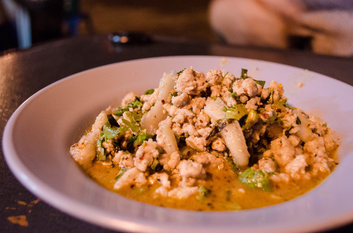 ipedd_'s tweet image. ตอนตีหนึ่งตีสองของเมื่อวาน.