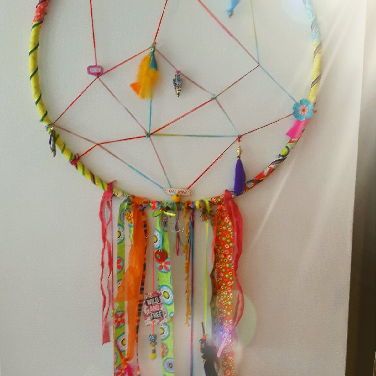 FeelingirieLeni's tweet photo. My Bohemian Mega #Dreamcatcher "Wild and Free" https://t.co/JZ966WugFB