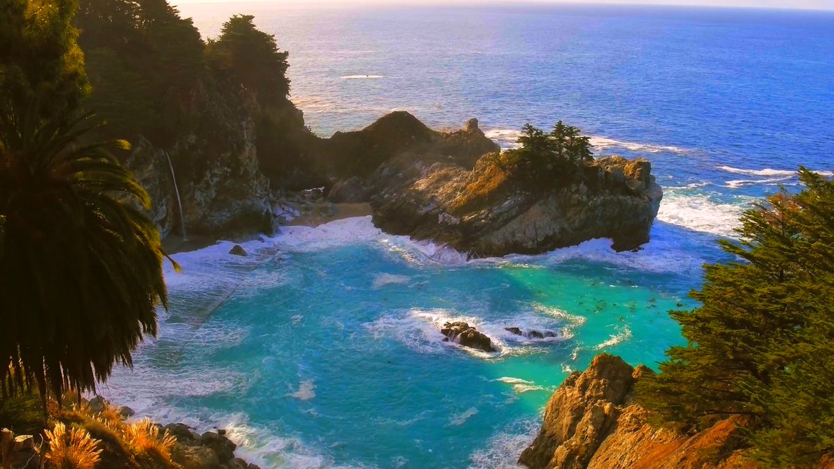 SkyTrippingApp's tweet photo. Take a Sky Trip with us at McWay Falls in California. #skytripping #fromwhereidrone #uav #drone #quadcopter #bigsur https://t.co/72Kw3wrHlX
